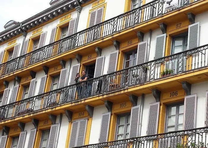 Roger's House * San Sebastian