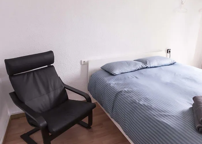 招待所 Roger's House