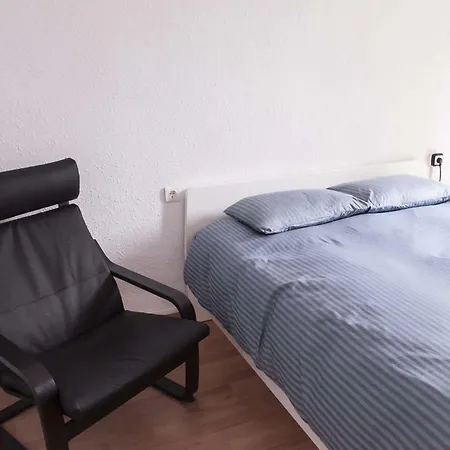 Πανσιόν Roger's House