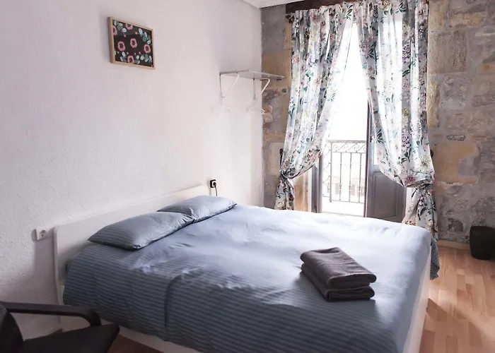 Гостьовий будинок Roger's House Сан-Себастьян